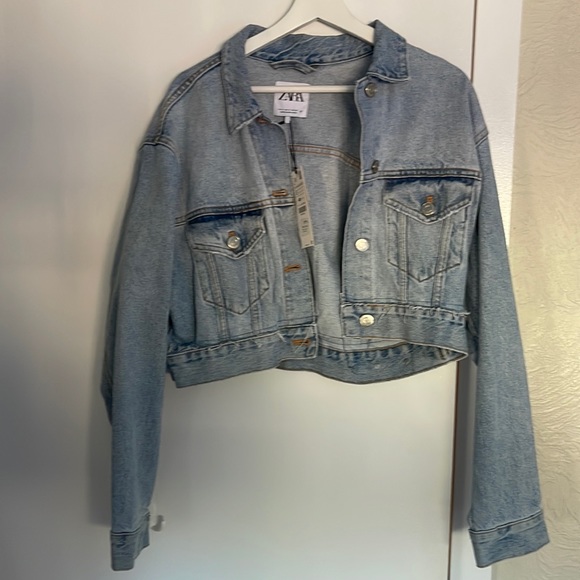 Zara cropped jean jacket - Picture 1 of 3